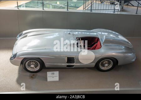 Mercedes-Benz 300 SLR (1955) im Deutschen Museum Verkehrszentrum (Deutsch Transport Museum), München, Bayern, Deutschland. Stockfoto