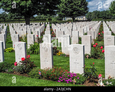 WWII British Cemetery in Bayeux, Frankreich. Stockfoto