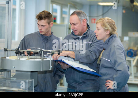 Die Messung im Maschinenbau Stockfoto