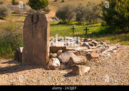 Gräber in der ursprünglichen Pionier Friedhof der Kupferbergbau Stadt Burra, South Australia Stockfoto