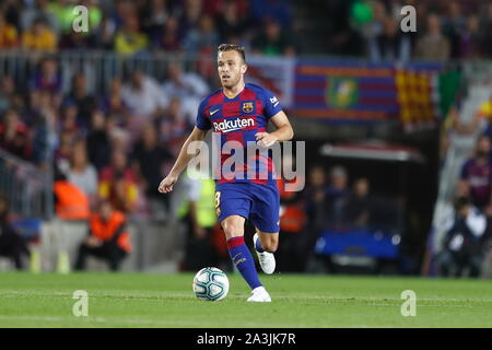 Barcelona, Spanien. 6. Okt, 2019. Arthur (Barcelona) Fußball: Spanisch "La Liga Santander' Match zwischen dem FC Barcelona 4-0 FC Sevilla im Camp Nou in Barcelona, Spanien. Credit: mutsu Kawamori/LBA/Alamy leben Nachrichten Stockfoto