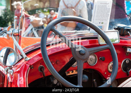 PESARO, ITALIEN - Set 29, 2019: Fiat Balilla convertibile alten Rennwagen Exposition Stockfoto