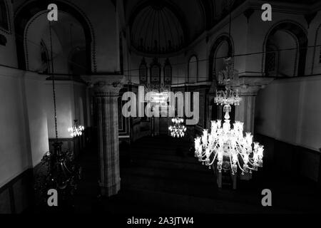 Innenansicht der Molla Zeyrek Moschee in Istanbul Stockfoto