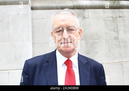 Hilary Benn MP auf den Straßen von Westminster am 8. Oktober 2019. Der Ben Act. Schluss mit dem Brexit Act. Mitglied des Parlaments für Leeds Central. Hilary James Wedgwood Benn. Russell Moore-Portfolio-Seite. Stockfoto