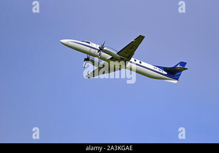 Fairchild Swearingen Metroliner SA227DC Abflug vom Flughafen Inverness in den schottischen Highlands - Oktober 2019. Stockfoto