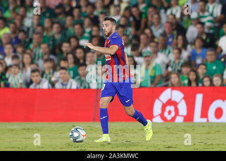 Sevilla, Spanien. 4. Okt, 2019. Edu Exposito (Eibar) Fußball: Spanisch "La Liga Santander' Match zwischen Real Betis 1-1 SD Eibar im Estadio Benito Villamarin in Sevilla, Spanien. Credit: mutsu Kawamori/LBA/Alamy leben Nachrichten Stockfoto