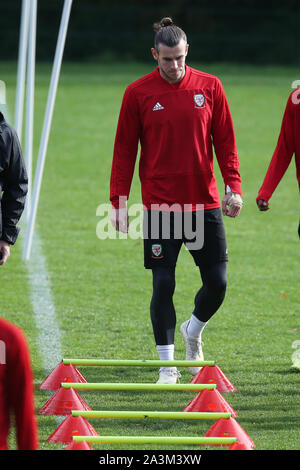 Cardiff, Großbritannien. 09 Okt, 2019. Gareth Bale von Wales bei der Wales Football Team Training an der Vale Resort Hensol, in der Nähe von Cardiff am Mittwoch, 9. Oktober 2019. Das Team bereiten sich auf ihre bevorstehende UEFA Euro 2020 quailfier entfernt gegen die Slowakei morgen. pic von Andrew Obstgarten/Alamy leben Nachrichten Stockfoto