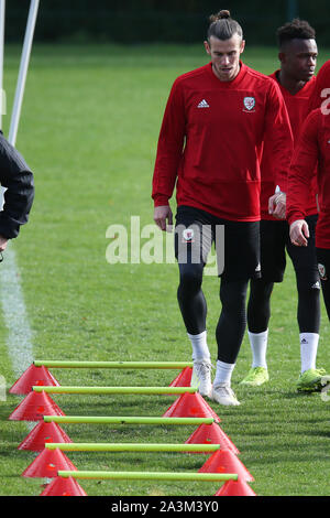 Cardiff, Großbritannien. 09 Okt, 2019. Gareth Bale von Wales bei der Wales Football Team Training an der Vale Resort Hensol, in der Nähe von Cardiff am Mittwoch, 9. Oktober 2019. Das Team bereiten sich auf ihre bevorstehende UEFA Euro 2020 quailfier entfernt gegen die Slowakei morgen. pic von Andrew Obstgarten/Alamy leben Nachrichten Stockfoto