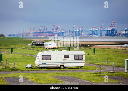 Anzeigen von Bremerhaven nach Bremerhaven Seehafen, Freie Hansestadt Bremen, Deutschland, Europa Stockfoto