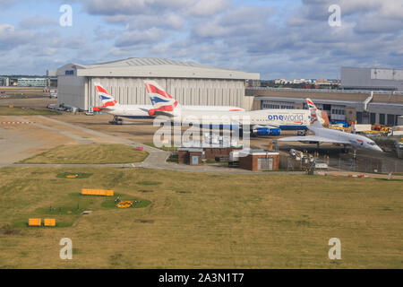 London, Großbritannien. 9. Okt., 2019. Eine Concorde und British Airways Boeing 747 am Flughafen Heathrow Tor geparkt. Credit: Amer Ghazzal/SOPA Images/ZUMA Draht/Alamy leben Nachrichten Stockfoto