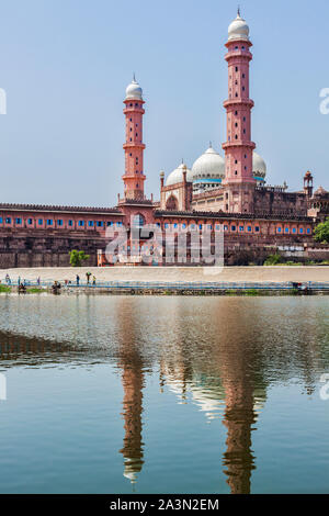 Taj-ul-masajid der größten Moschee in Indien. Bhopal, Indien Stockfoto
