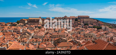 Ein Bild über die Dächer der Altstadt von Dubrovnik. Stockfoto