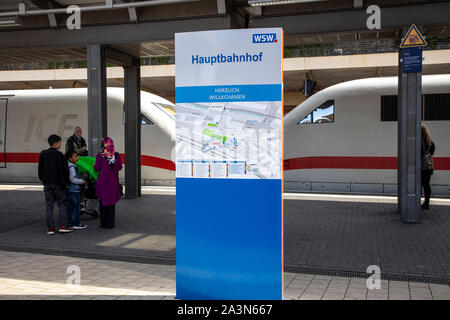 Wuppertal, Deutschland, Hauptbahnhof, ICE, Stockfoto