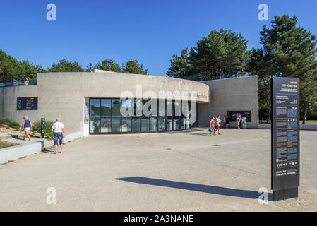 Maison des mégalithes, Besucherzentrum über die Carnac Ausrichtungen, Megalithen, Morbihan, Quiberon, Bretagne, Frankreich Stockfoto