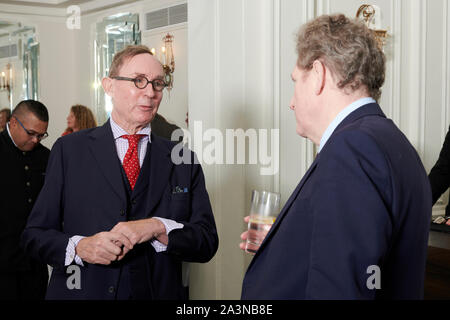 Eine Wilson & Andrew Lownie in den Oldie literarische Mittagessen; 08/10/19. Stockfoto