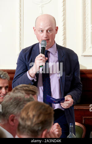 Harry Berg in den Oldie literarische Mittagessen; 08/10/19. Stockfoto