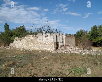 Ruinen der zerstörten Stadt in Nagorny Karabach Republik Tigranakert2019 Stockfoto