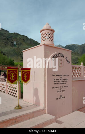 Kargil Kriegerdenkmal in Dras, Ladakh, Indien Stockfoto