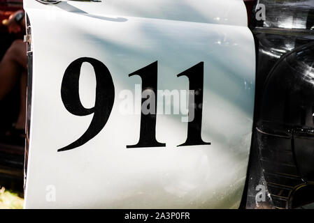 911 Text auf Seite der Polizei Auto. 911 Emergency Response Polizei Auto. Stockfoto