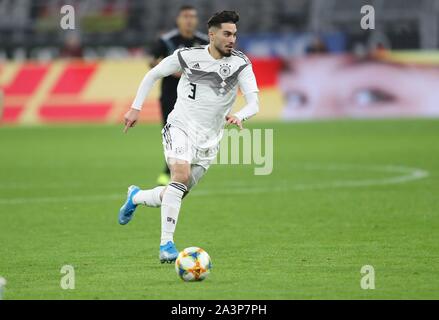 Dortmund, Deutschland. 09 Okt, 2019. firo: 09.10.2019 Fußball, 2019/2020 Landerspiel: Nationalmannschaft Deutschland - Argentinien Suat Serdar, Single Action | Verwendung der weltweiten Kredit: dpa/Alamy leben Nachrichten Stockfoto