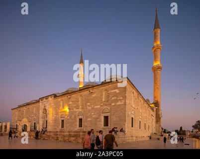 Die Außenfassade, Fatih Moschee, Istanbul, Türkei Stockfoto