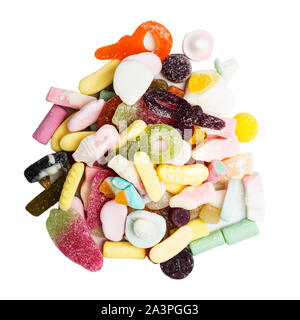 Ein Viertel der Bonbons auf weißem Hintergrund Stockfoto