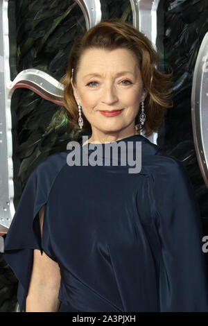 Lesley Manville, Malefiz: Herrin des Bösen - Europäische Premiere, BFI IMAX Waterloo, London, UK, 09. Oktober 2019, Foto von Richard Goldschmidt Stockfoto