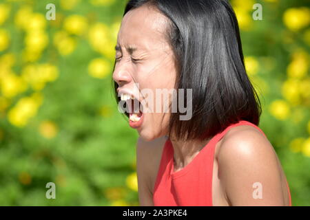 Eine besorgte Erwachsene Frau Stockfoto