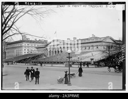 Stand in front of Treasury Bldg. Stockfoto