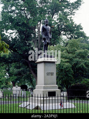 Statue von Konföderierten General Thomas Stonewall Jackson in der Stonewall Jackson Memorial Cemetery, Lexington, Virginia Stockfoto