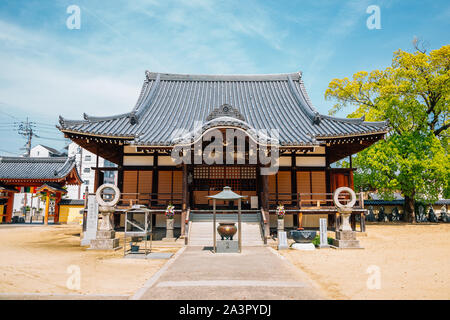 Kagawa, Japan - 16. April 2019: Zentsu-ji-Tempel am Frühling Stockfoto