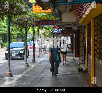 Bangkok, Thailand - Dec 24, 2018. Straße in Bangkok, Thailand. Der Verkehr ist die Hauptursache für die Luftverschmutzung in Bangkok, die ernste Leve erreicht Stockfoto