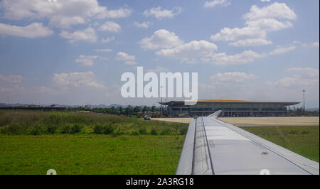 Dalat, Vietnam - Apr 20, 2018. Hauptgebäude des Lien Khuong Flughafen (DLI) in Dalat, Vietnam. Der Flughafen ist in ca. 30 km südlich von Da Lat. Stockfoto