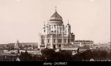 Die Christ-Erlöser-Kathedrale ist eine russisch-orthodoxe Kathedrale in Moskau, Russland, am nördlichen Ufer der Moskwa, ein paar hundert Meter Stockfoto