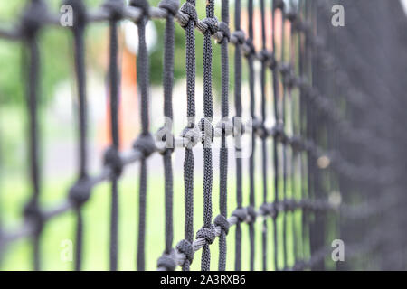 In der Nähe von Grau Grau Netz rund um Fußball Fußball-Feld Stockfoto