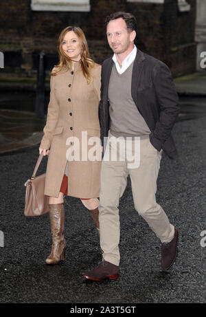 Foto muss Gutgeschrieben © Kate Grün/Alpha Presse 079965 15/12/2015 Geri Halliwell und Christian Horner im Starlight Children Foundation Weihnachtsfeier bei Nummer 11 Downing Street, London. Stockfoto