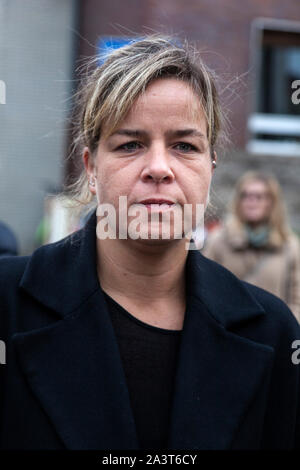 Minuten Stille an der Neuen Synagoge, Mona Neubaur (landesvorsitzender von Bündnis 90/Die Grünen NRW) Stockfoto