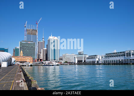 Stadtbild von Auckland Waitemata Hafen. Blick von Queens Wharf. Stockfoto