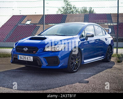MONTMELO, SPANIEN - 29. SEPTEMBER 2019: Subaru Impreza WRX STI (vierte Generation) auf den Straßen der Stadt Stockfoto