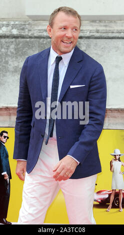 Foto muss Gutgeschrieben © Jeff Spicer/Alpha Presse 079855 07/08/2015 Guy Ritchie, bei der man von Onkel Völker Film Premiere werden im Somerset House in London gehalten Stockfoto