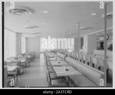 Restaurant mit Terrasse, Fred Harvey Corp., Hauptstadt Ct., Milwaukee, Wisconsin. Stockfoto