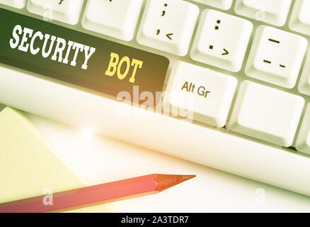 Konzeptionelle Hand schreiben Übersicht Sicherheit bot. Konzept, d. h. Software, führt eine automatische Aufgabe über das Internet weiss PC-Tastatur mit Hinweis p Stockfoto