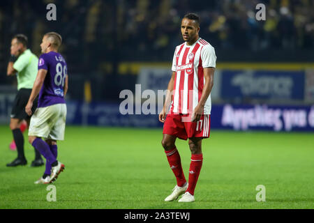 Thessaloniki, Griechenland - Οct 6, 2019: Spieler von Olympiakos Piräus Youssef El Arabi in Aktion während der griechischen Superleague Fußballspiel zwischen ARIS und Olympia Stockfoto