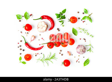 Blick von oben auf die Cherry Tomaten und grüne Kräuter Stockfoto