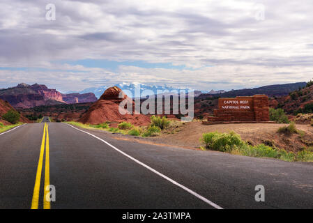 Eingangsschild des Capitol Reef National Park, Utah Stockfoto