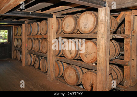 Maker's Mark Distillery. Loretto, KY USA 09-28-19 Hier der Whiskey in einem Subtraktiven Weise reift und entfernt die letzten unerwünschter Aromen. Stockfoto