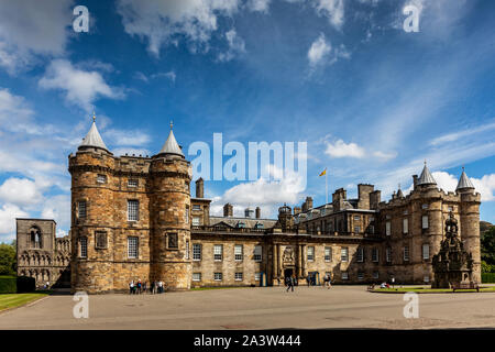 Holyrood Palace in Edinburgh, Schottland, Großbritannien. Offizielle Residenz des britischen Monarchen in Schottland Stockfoto