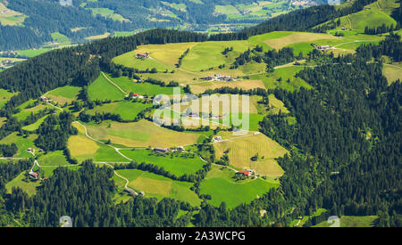 Schöner Blick von der Hohen Salve, Teil der Kitzbüheler Alpen, Österreich Stockfoto