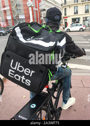 Uber ißt Mahlzeit Befreier, Lyon, Frankreich Stockfoto