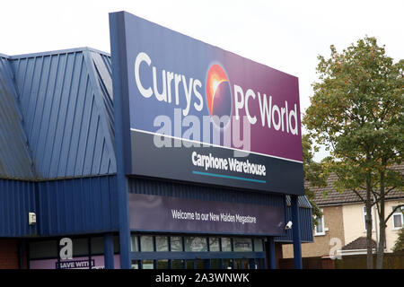 New Malden, Surrey - Currys PC-Welt Megastore Carphone Warehouse shop Fassade, 2019 im Tagbetrieb Stockfoto